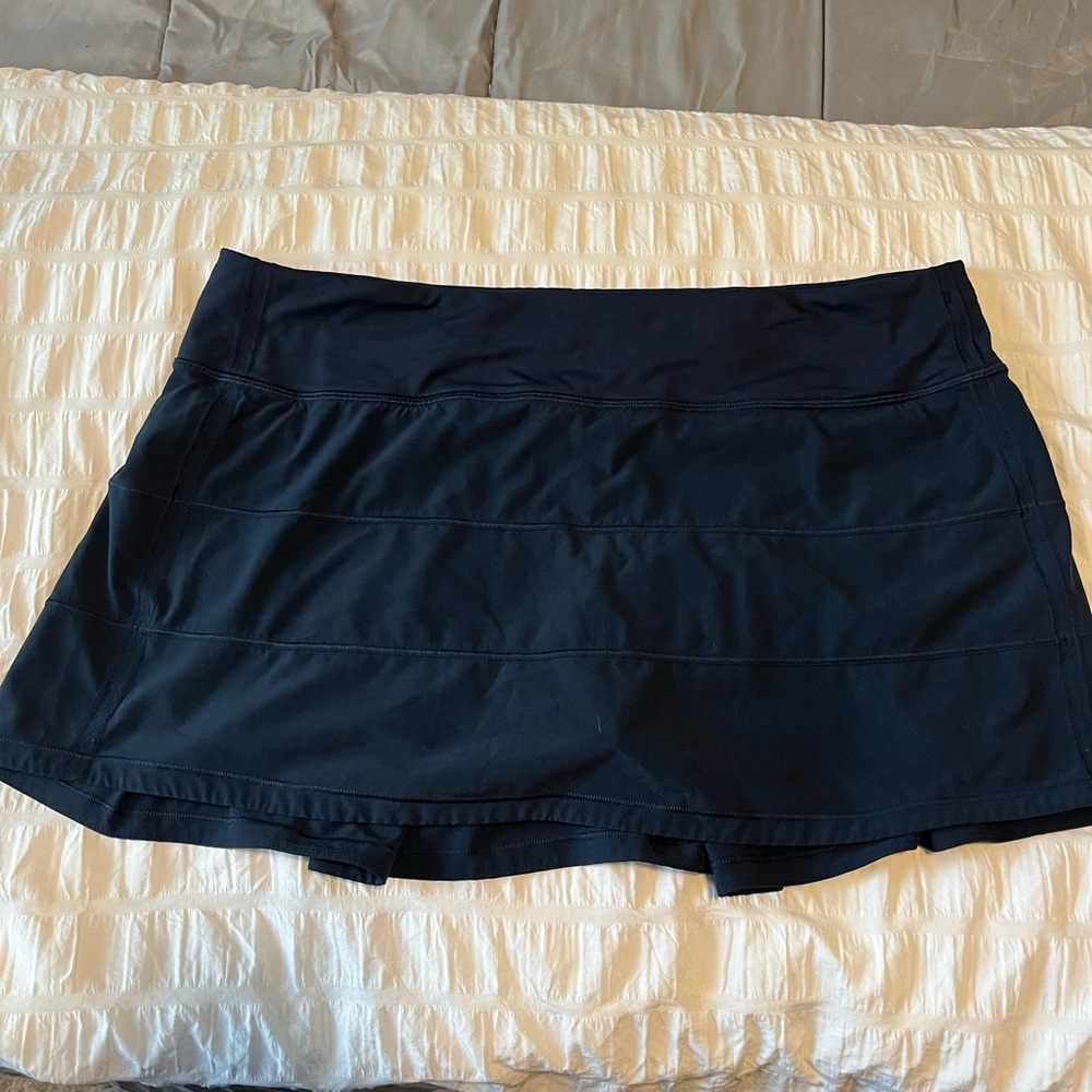 Lululemon Skirt with built in spandex